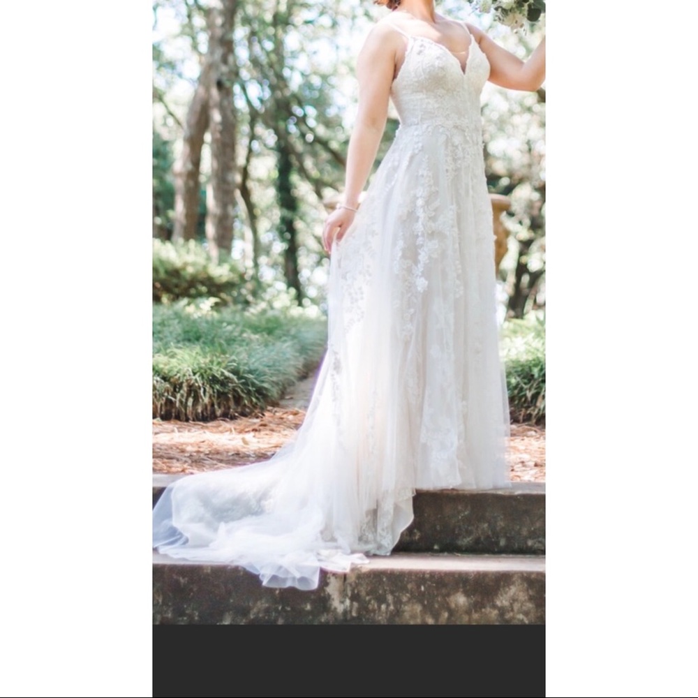 Melissa Sweet wedding dress